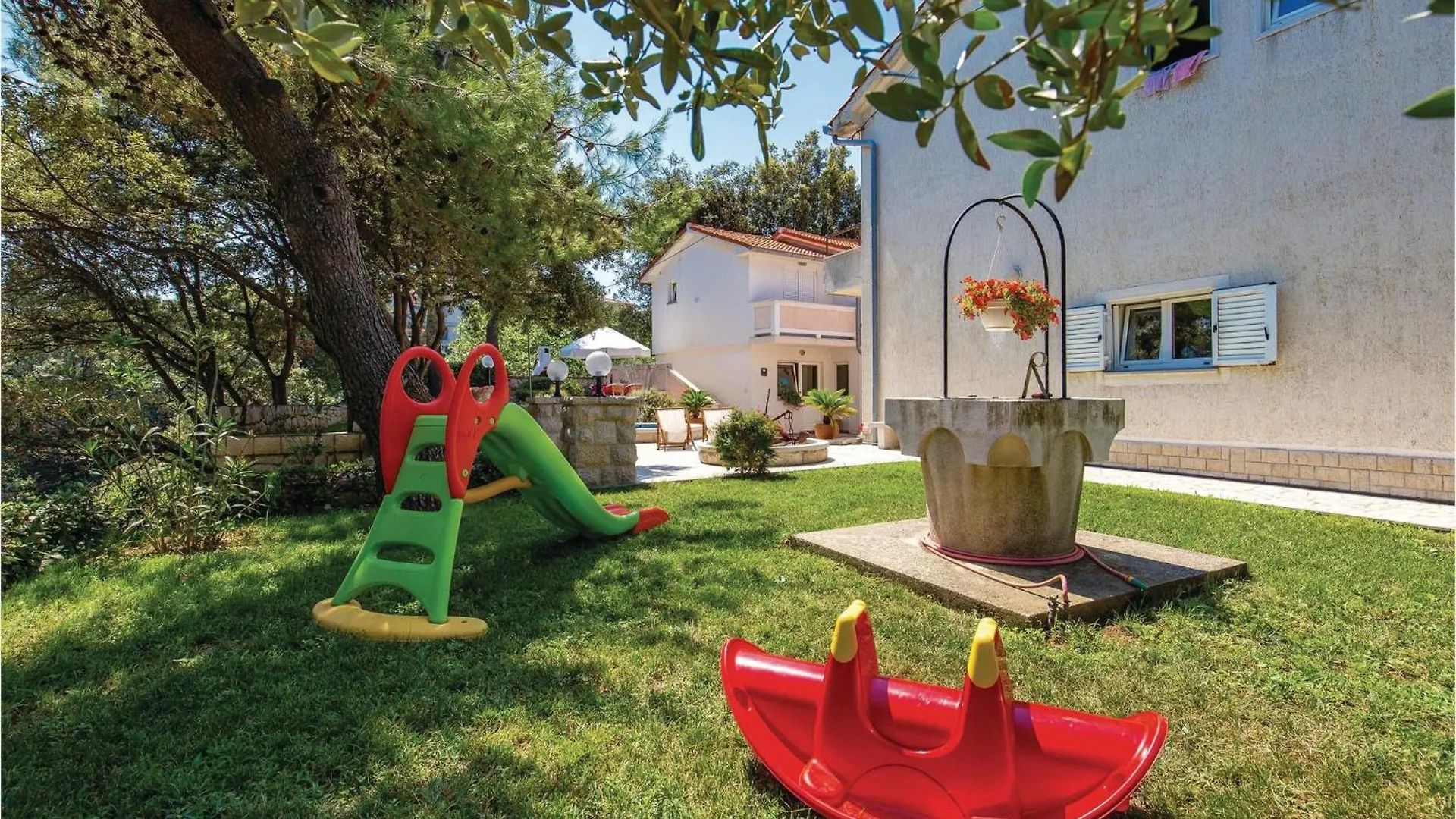 Holiday home Beautiful Home In Supetarska Draga With Jacuzzi Croatia